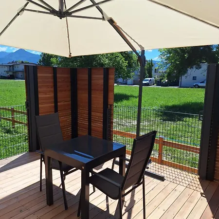 Tiny House Moebliert Inkl Grosser Terrasse דירה